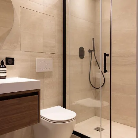 Elegant - Ac- 2br-6p- Madeleine פריז