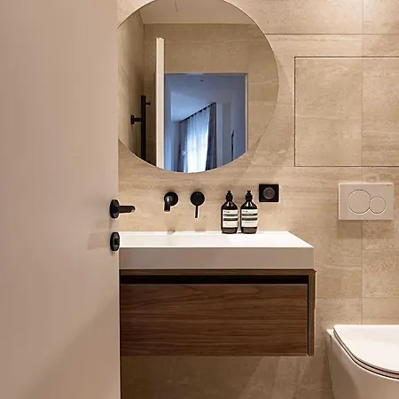 Elegant - Ac- 2br-6p- Madeleine דירה פריז